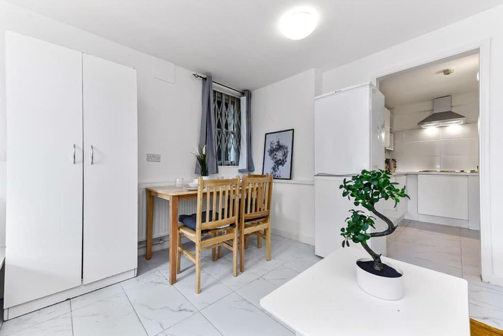 Deluxe Studio Near Camden Town Londra Exterior foto